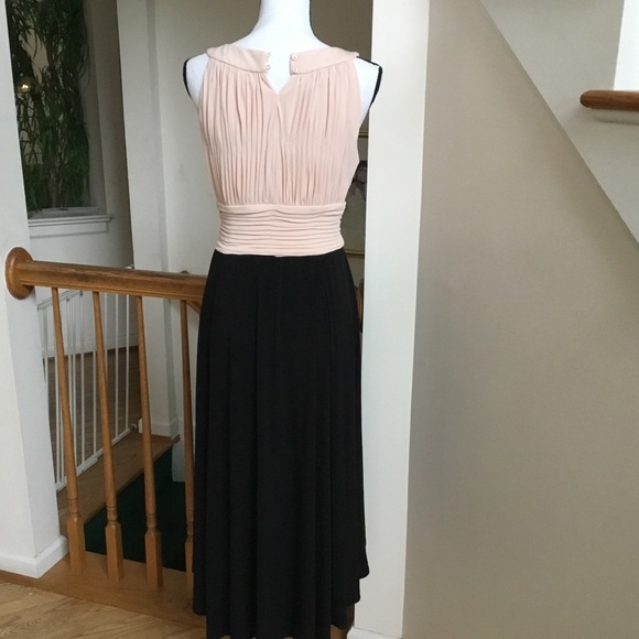 Pretty Sangria Dress - Picture 3 of 5